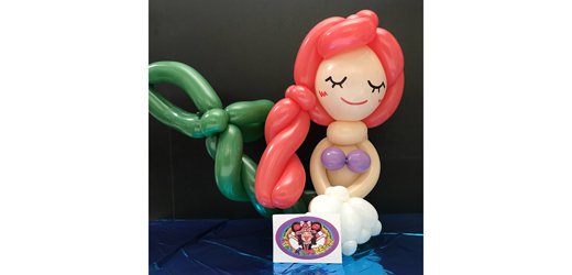 バルーンアートに挑戦　人魚姫（イーラde沼津校）