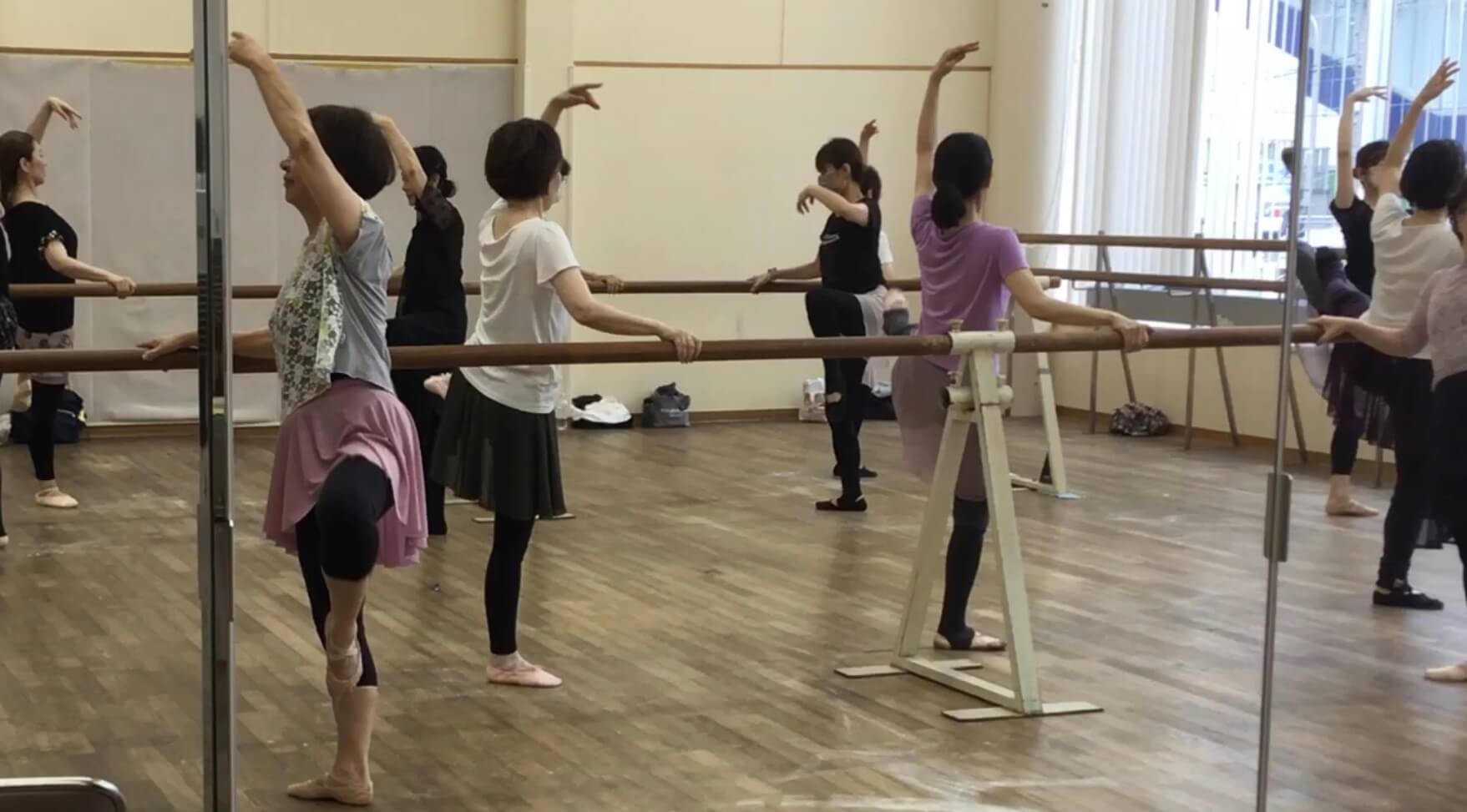 ��l�̃o���G�@�`�r���[�e�B�[�N���X�`