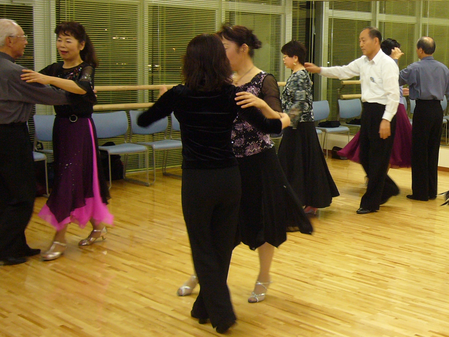 �Ќ��_���X�����㋉�E�y��