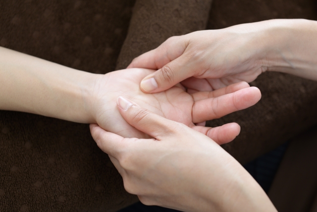 ��̖��₵�@�n���h���t���m�����n