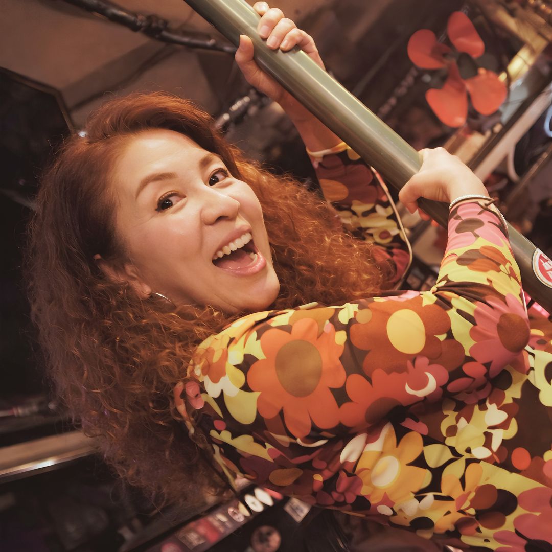 �y1���u���zMAKO�搶�\�E���X�e�b�v�_���X